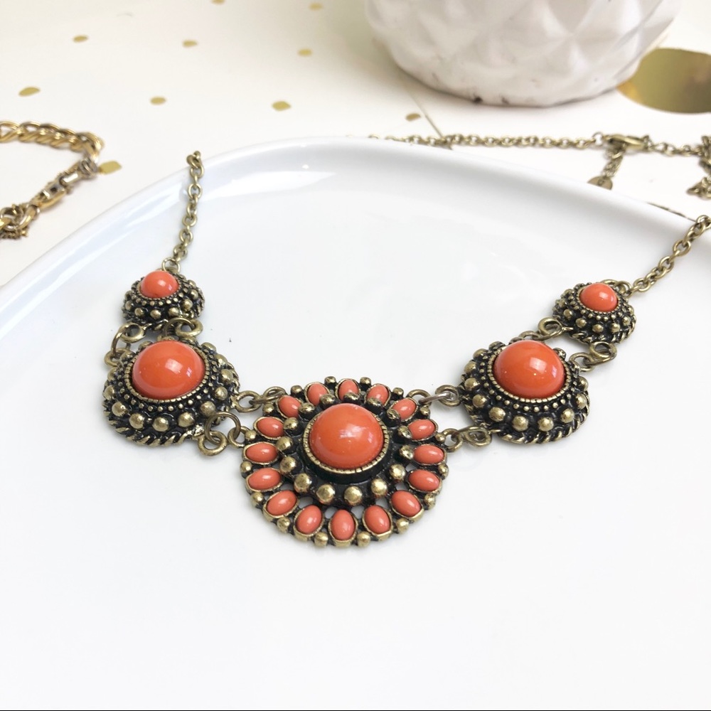 Statement necklace - Picture 3 of 4